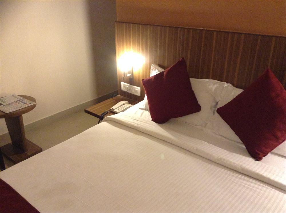 Octave La Sara Vista Hotel บังกาลอร์ ภายนอก รูปภาพ