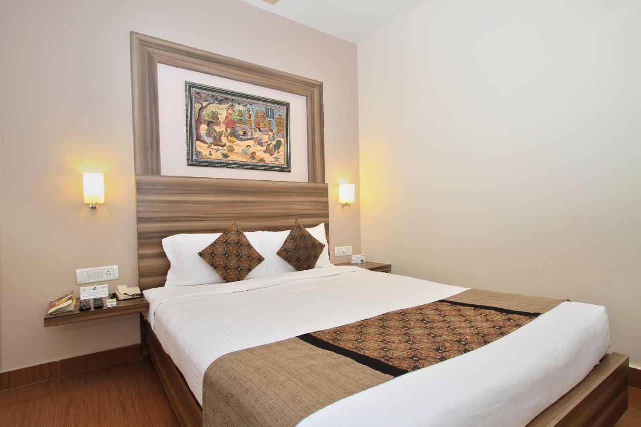 Octave La Sara Vista Hotel บังกาลอร์ ภายนอก รูปภาพ