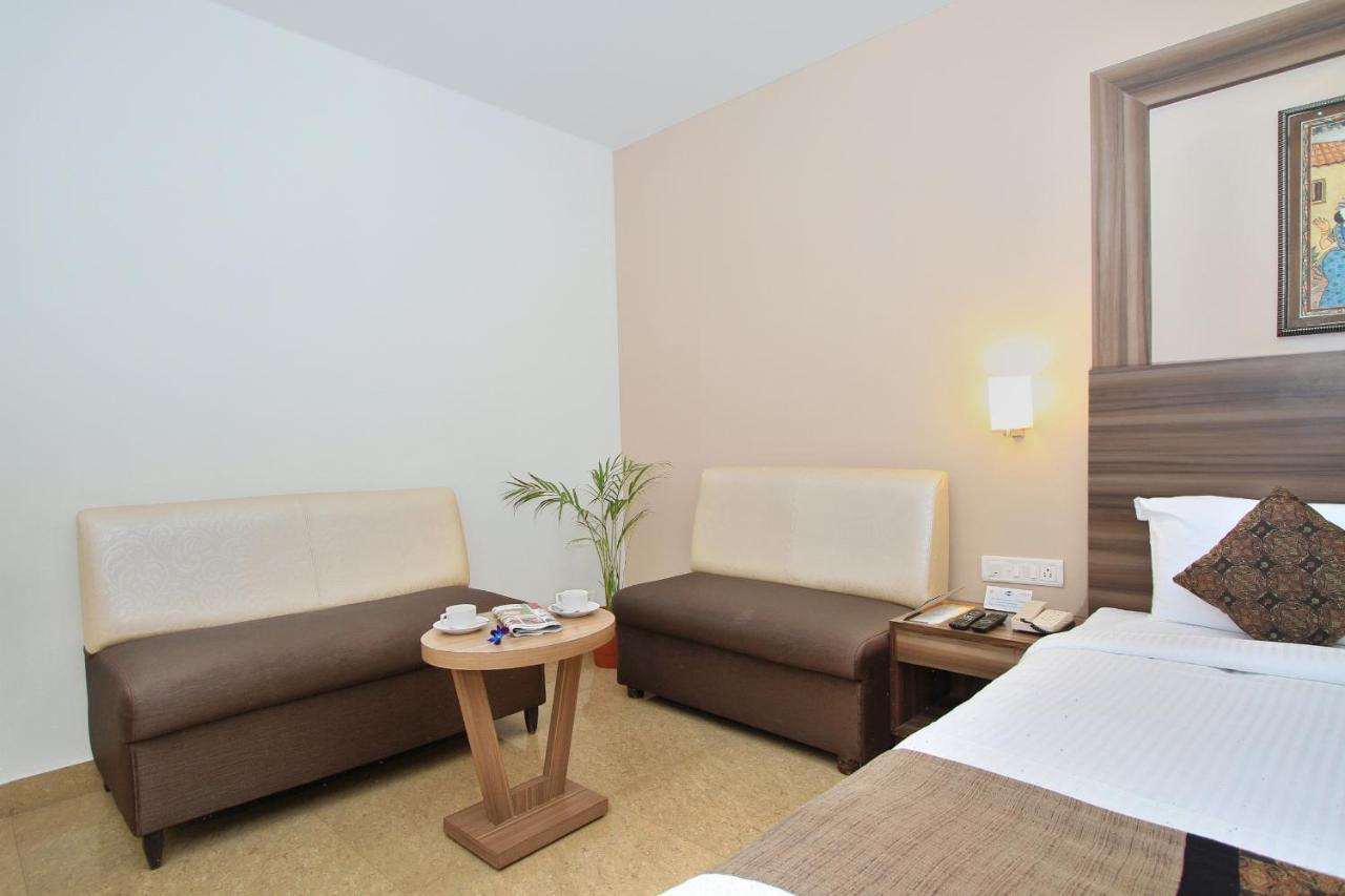 Octave La Sara Vista Hotel บังกาลอร์ ภายนอก รูปภาพ