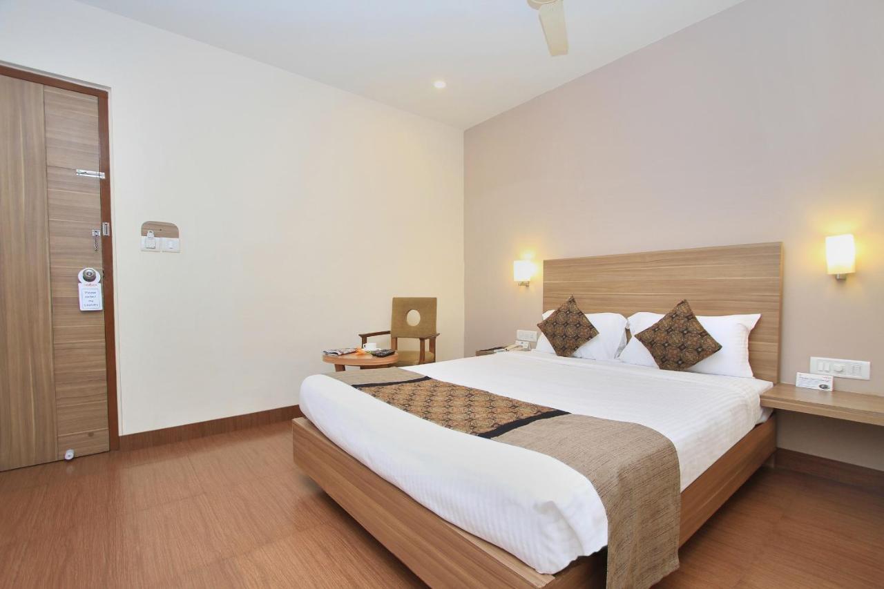 Octave La Sara Vista Hotel บังกาลอร์ ภายนอก รูปภาพ