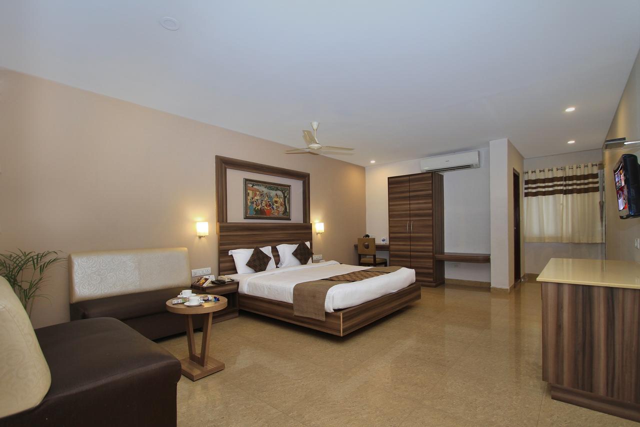 Octave La Sara Vista Hotel บังกาลอร์ ภายนอก รูปภาพ
